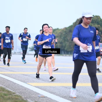 Runner Photo 7558243