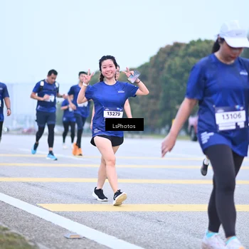 Runner Photo 7558246