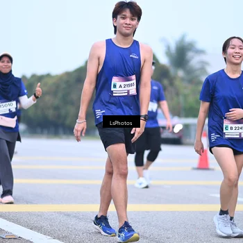 Runner Photo 7558258