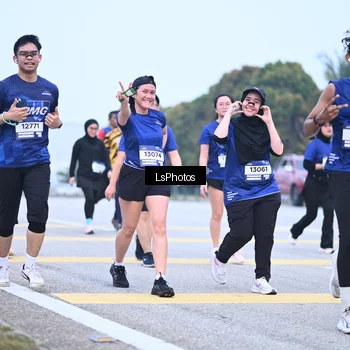 Runner Photo 7558268