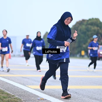 Runner Photo 7558271
