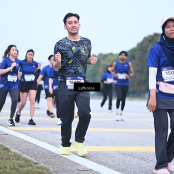 Runner Photo 7558272