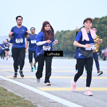 Runner Photo 7558280