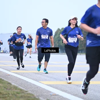 Runner Photo 7558281