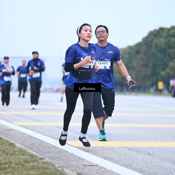 Runner Photo 7558282