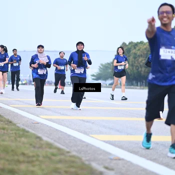 Runner Photo 7558286