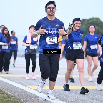 Runner Photo 7558287
