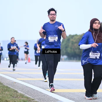 Runner Photo 7558288
