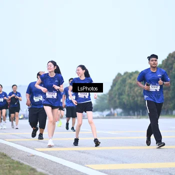 Runner Photo 7558289