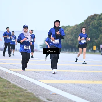 Runner Photo 7558290