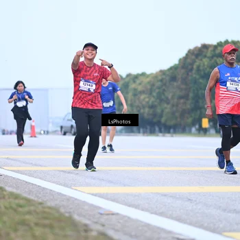 Runner Photo 7558305