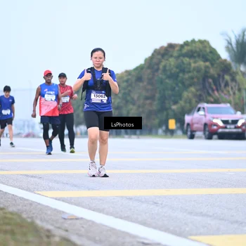 Runner Photo 7558307
