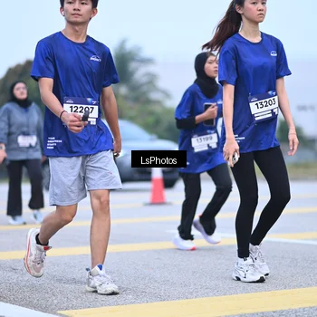 Runner Photo 7558364