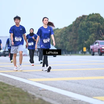 Runner Photo 7558368