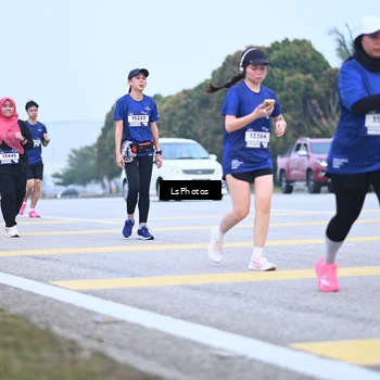Runner Photo 7558376