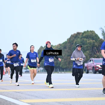 Runner Photo 7558385