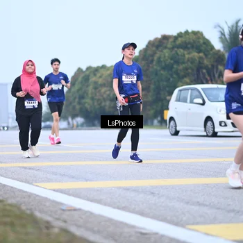 Runner Photo 7558387