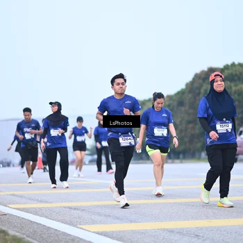 Runner Photo 7558390