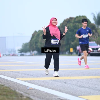 Runner Photo 7558393
