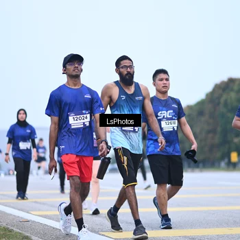 Runner Photo 7558400
