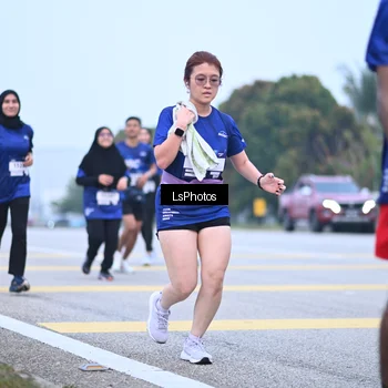Runner Photo 7558402