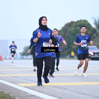 Runner Photo 7558408