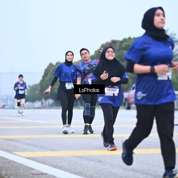 Runner Photo 7558411