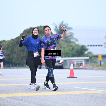 Runner Photo 7558417