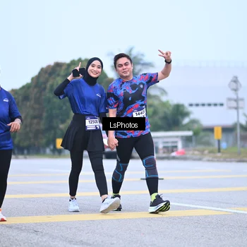 Runner Photo 7558424