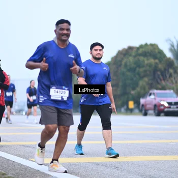 Runner Photo 7558426