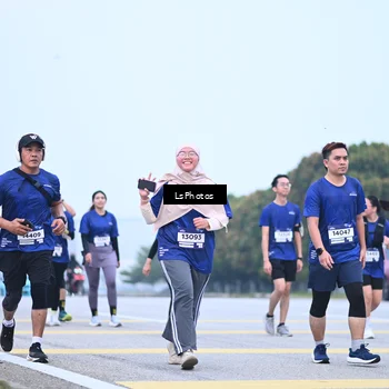Runner Photo 7558430