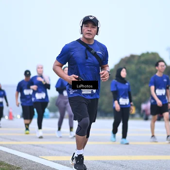 Runner Photo 7558440