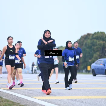 Runner Photo 7558441