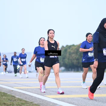 Runner Photo 7558444