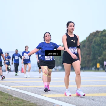 Runner Photo 7558446