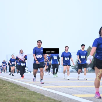 Runner Photo 7558448