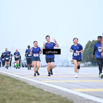 Runner Photo 7558458