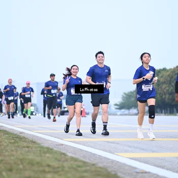 Runner Photo 7558459