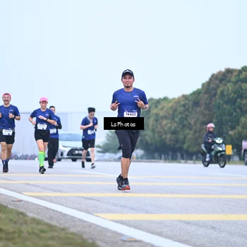 Runner Photo 7558460