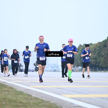 Runner Photo 7558463