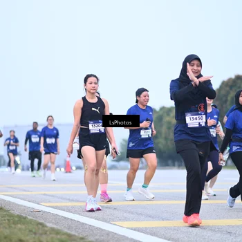 Runner Photo 7558466