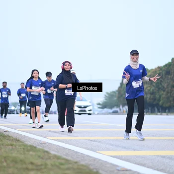Runner Photo 7558470
