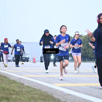 Runner Photo 7558472