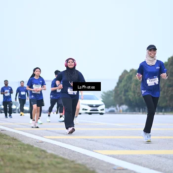 Runner Photo 7558473