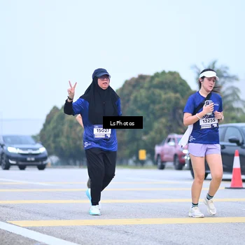 Runner Photo 7558477