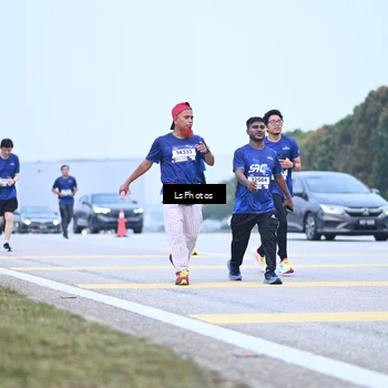 Runner Photo 7558481