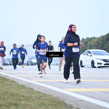 Runner Photo 7558482