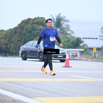 Runner Photo 7558488
