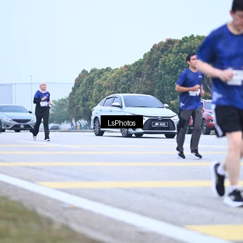Runner Photo 7558491