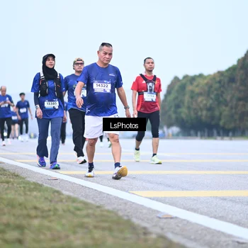 Runner Photo 7558495